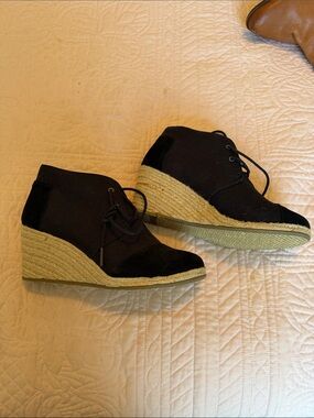 Tom’s Black Espadrille Wedge Lace-Up Ankle Shoes